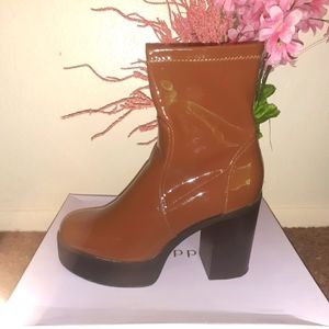 Patent Leather Boots cognac colored